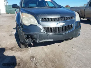 2011 Chevrolet Equinox LT w/2LT with VIN 2CNALPEC6B6281797, listed as a IAAI auction lot 40904828 with 189,358 mi miles. Bid and sale history available at carsss.com. Image 12.