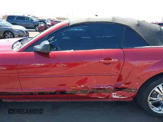 2005 Ford Mustang Deluxe with VIN 1ZVFT84N455197638, listed as a IAAI auction lot 42685049 with 177,405 mi miles and . Bid and sale history available at DreamBid. Image 14.