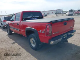 2003 Chevrolet Silverado 1500HD LS z VIN 1GCGK13U43F150515, wystawiony jako IAAI lot #42135449 z przebiegiem 171 015 mil mil oraz . Historia ofert i sprzedaży dostępna na DreamBid. Obrazek 3.
