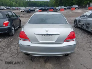 2005 Acura RL z VIN JH4KB16595C017766, wystawiony jako IAAI lot #42209022 z przebiegiem 225 862 mil mil oraz . Historia ofert i sprzedaży dostępna na DreamBid. Obrazek 16.