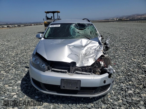 2014 Volkswagen Jetta TDI with VIN 3VWPL7AJ8EM624930, listed as a Copart auction lot 60873205 with Not provided miles and Salvage title. Bid and sale history available at DreamBid. Image 5.
