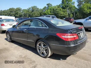 2013 Mercedes-Benz E-Class E 350 with VIN WDDKJ8JB4DF190513, listed as a Copart auction lot 60291464 with 111,245 mi miles and Clean Title. Bid and sale history available at carsss.com. Image 2.