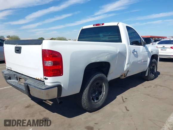 2009 Chevrolet Silverado 1500 Work Truck with VIN 1GCEC14019Z276063, listed as a IAAI auction lot 41654795 with 190,331 mi miles. Bid and sale history available at carsss.com. Image 4.