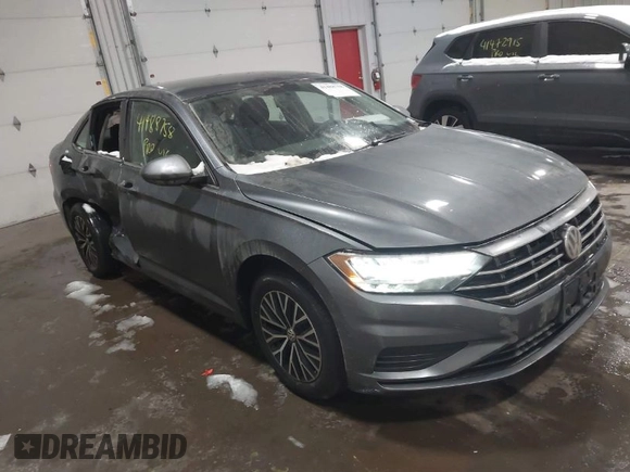 2021 Volkswagen Jetta S z VIN 3VWC57BU6MM001399, wystawiony jako IAAI lot #41488758 z przebiegiem 44 442 mil mil oraz . Historia ofert i sprzedaży dostępna na DreamBid. Obrazek 1.