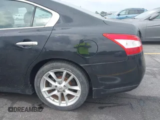 2011 Nissan Maxima SV z VIN 1N4AA5AP1BC855128, wystawiony jako IAAI lot #42372161 z przebiegiem 189 514 mil mil oraz . Historia ofert i sprzedaży dostępna na DreamBid. Obrazek 14.