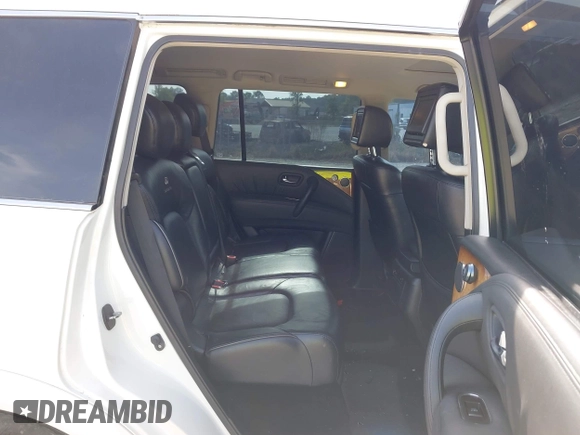 2011 Infiniti QX56 8-passenger z VIN JN8AZ2ND3B9701846, wystawiony jako IAAI lot #42081264 z przebiegiem 205 102 mil mil oraz . Historia ofert i sprzedaży dostępna na DreamBid. Obrazek 8.