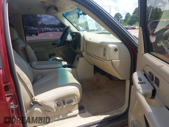 2002 Chevrolet Tahoe LS with VIN 1GNEC13Z72R221596, listed as a IAAI auction lot 42585905 with 248,548 mi miles and . Bid and sale history available at DreamBid. Image 5.