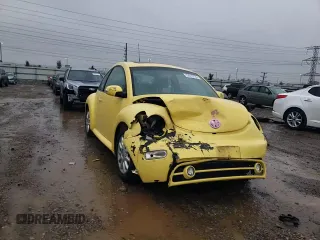 2005 Volkswagen New Beetle Coupe GLS with VIN 3VWCK31C55M409937, listed as a Copart auction lot 72615724 with 63,615 mi miles and Salvage Title. Bid and sale history available at carsss.com. Image 10.