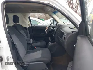 2017 Jeep Patriot Sport with VIN 1C4NJPBA9HD149111, listed as a IAAI auction lot 41103084 with 143,552 mi miles. Bid and sale history available at carsss.com. Image 5.