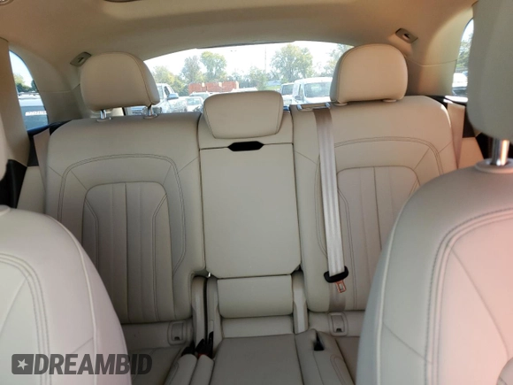 2024 Audi Q5 Premium Plus with VIN WA1BBAFY3R2040820, listed as a Copart auction lot 77135564 with 12,716 mi miles and Salvage title. Bid and sale history available at DreamBid. Image 10.