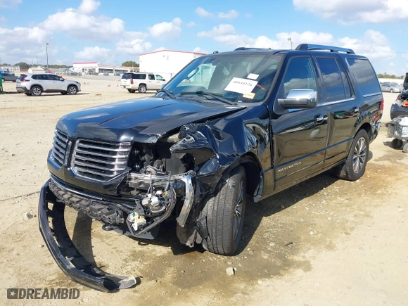 2016 Lincoln Navigator Select with VIN 5LMJJ2HT3GEL00651, listed as a IAAI auction lot 40644126 with 127,821 mi miles. Bid and sale history available at carsss.com. Image 6.