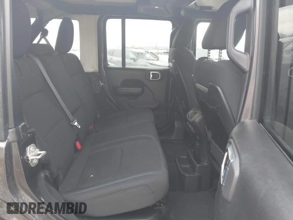 2024 Jeep Wrangler Rubicon z VIN 1C4RJXR67RW276710, wystawiony jako IAAI lot #42047318 z przebiegiem 35 857 mil mil oraz . Historia ofert i sprzedaży dostępna na DreamBid. Obrazek 8.