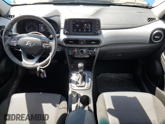 2020 Hyundai Kona SEL with VIN KM8K2CAA7LU514853, listed as a Copart auction lot 53077785 with 68,977 mi miles and Salvage Title. Bid and sale history available at DreamBid. Image 8.