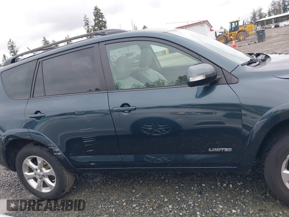 2009 Toyota RAV4 Ltd with VIN JTMBK31V39D006959, listed as a IAAI auction lot 41827731 with 191,481 mi miles. Bid and sale history available at carsss.com. Image 14.