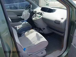 2004 Nissan Quest S with VIN 5N1BV28U44N363273, listed as a IAAI auction lot 40471920 with 192,009 mi miles. Bid and sale history available at carsss.com. Image 5.