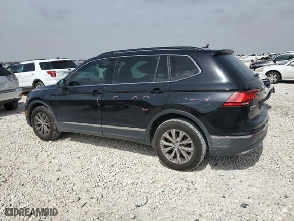 2018 Volkswagen Tiguan SEL with VIN 3VV3B7AX1JM055147, listed as a Copart auction lot 48154705 with 105,097 mi miles and Salvage Title. Bid and sale history available at carsss.com. Image 2.