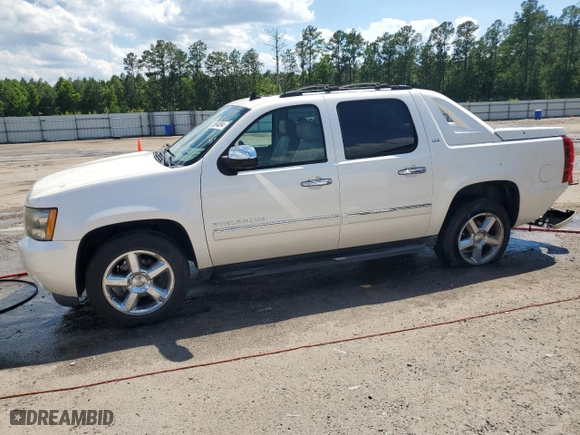 2011 Chevrolet Avalanche LTZ with VIN 3GNMCGE09BG396736, listed as a Copart auction lot 58694094 with 108,372 mi miles and Salvage Title. Bid and sale history available at carsss.com. Image 1.