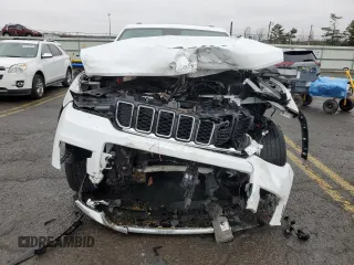 2022 Jeep Grand Cherokee Limited с VIN 1C4RJKBG3N8506909, выставлен на аукционе Copart как лот 52156295 с пробегом 35 596 миль миль и Списание • Salvage title. История ставок и продаж доступна на DreamBid. Изображение 5.