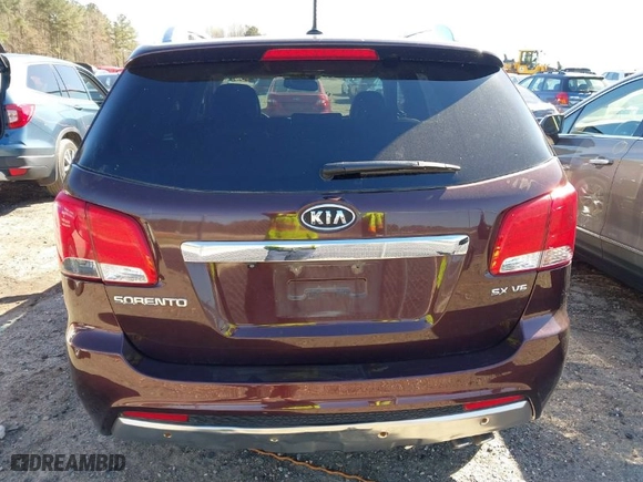 2011 Kia Sorento SX with VIN 5XYKWDA25BG160578, listed as a IAAI auction lot 41850096 with 97,362 mi miles. Bid and sale history available at carsss.com. Image 16.