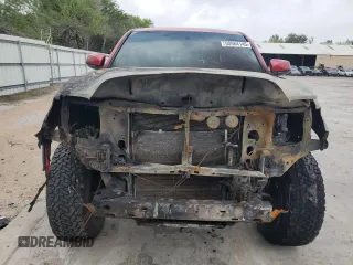 2016 Toyota Tacoma SR with VIN 5TFCZ5AN3GX032064, listed as a Copart auction lot 50564145 with Not Provided miles and Non Repairable. Bid and sale history available at carsss.com. Image 5.