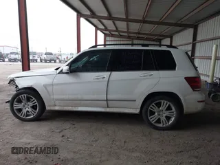 2014 Mercedes-Benz GLK 350 with VIN WDCGG8JBXEG330438, listed as a IAAI auction lot 41382071 with 172,279 mi miles and . Bid and sale history available at DreamBid. Image 15.