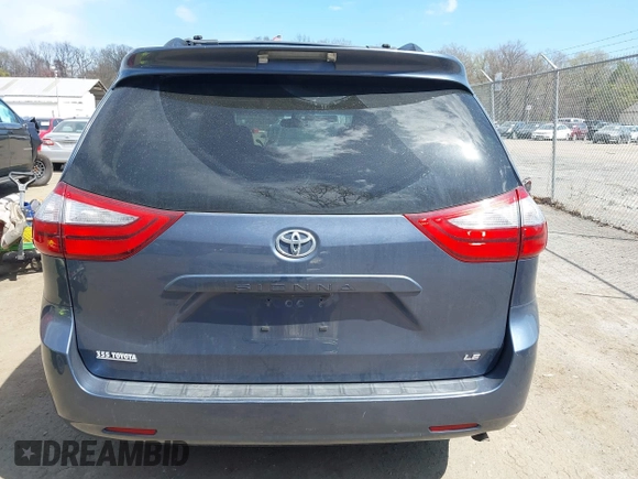 2015 Toyota Sienna LE AAS with VIN 5TDKK3DC8FS550190, listed as a IAAI auction lot 41924584 with 54,461 mi miles. Bid and sale history available at carsss.com. Image 16.
