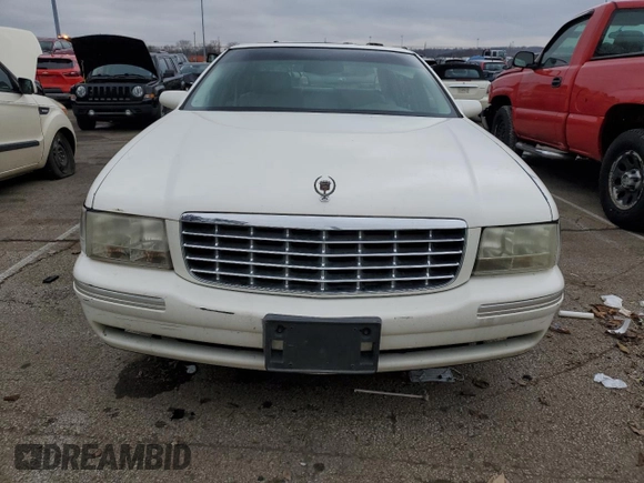 1998 Cadillac DeVille with VIN 1G6KD54Y7WU755628, listed as a Copart auction lot 45166875 with 165,385 mi miles and Salvage Title. Bid and sale history available at carsss.com. Image 5.