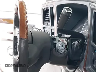 2003 Cadillac Escalade z VIN 1GYEK63N83R315102, wystawiony jako IAAI lot #42148828 z przebiegiem 267 997 mil mil oraz . Historia ofert i sprzedaży dostępna na DreamBid. Obrazek 6.
