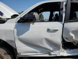 2021 Ram 2500 Big Horn z VIN 3C6UR5DL2MG627980, wystawiony jako Copart lot #51838145 z przebiegiem 130 024 mil mil oraz Szkoda całkowita • Salvage title. Historia ofert i sprzedaży dostępna na DreamBid. Obrazek 7.