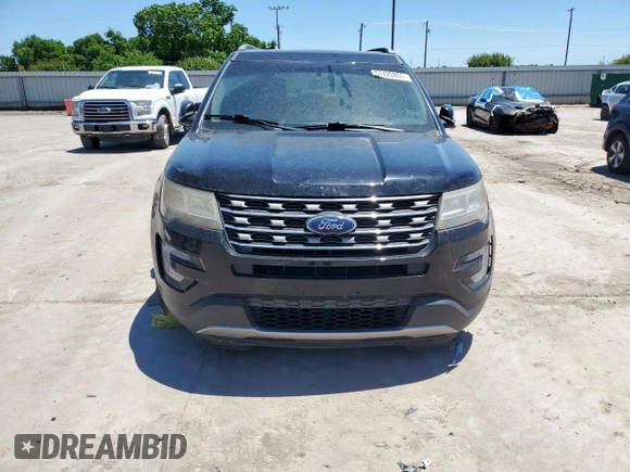 2017 Ford Explorer XLT с VIN 1FM5K7D84HGD39349, выставлен на аукционе Copart как лот 57420865 с пробегом Не указан миль и Списание • Salvage title. История ставок и продаж доступна на DreamBid. Изображение 5.