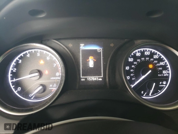 2018 Toyota Camry LE z VIN JTNB11HK8J3025709, wystawiony jako Copart lot #56763315 z przebiegiem 157 941 mil mil oraz Szkoda całkowita • Salvage title. Historia ofert i sprzedaży dostępna na DreamBid. Obrazek 9.