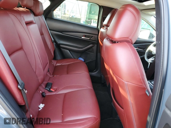 2023 Mazda CX-30 S Carbon Edition z VIN 3MVDMBCM5PM512410, wystawiony jako Copart lot #83490034 z przebiegiem 23 783 mil mil oraz Nie do naprawy • Non repairable. Historia ofert i sprzedaży dostępna na DreamBid. Obrazek 11.