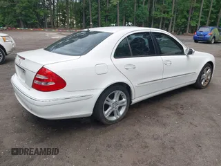 2006 Mercedes-Benz E 350 with VIN WDBUF56J06A834994, listed as a IAAI auction lot 42475214 with Not provided miles and . Bid and sale history available at DreamBid. Image 4.