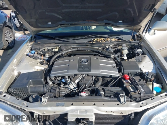 2004 Acura RL w/Navigation System with VIN JH4KA96674C007830, listed as a IAAI auction lot 41146234 with 80,611 mi miles. Bid and sale history available at carsss.com. Image 10.