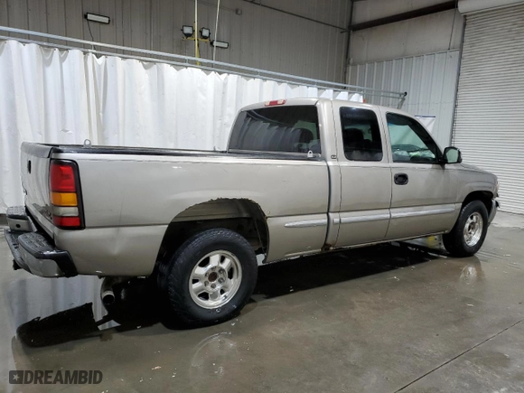 2002 GMC Sierra 1500 SLE with VIN 2GTEC19V121144102, listed as a Copart auction lot 44547355 with 311,878 mi miles and Clean Title. Bid and sale history available at carsss.com. Image 3.