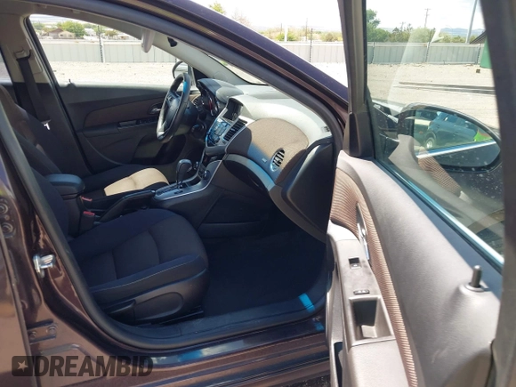 2015 Chevrolet Cruze LT with VIN 1G1PC5SB8F7126147, listed as a IAAI auction lot 42227926 with 156,172 mi miles and . Bid and sale history available at DreamBid. Image 5.