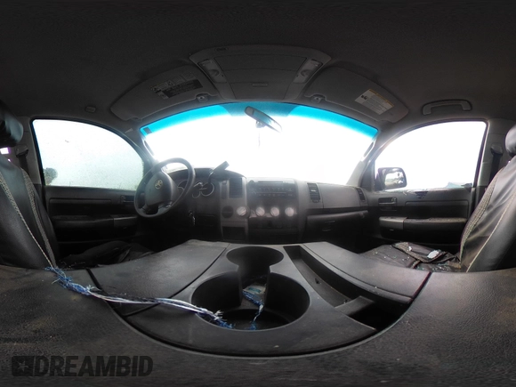 2012 Toyota Tundra z VIN 5TFRM5F15CX040630, wystawiony jako IAAI lot #42213728 z przebiegiem 242 469 mil mil oraz . Historia ofert i sprzedaży dostępna na DreamBid. Obrazek 17.
