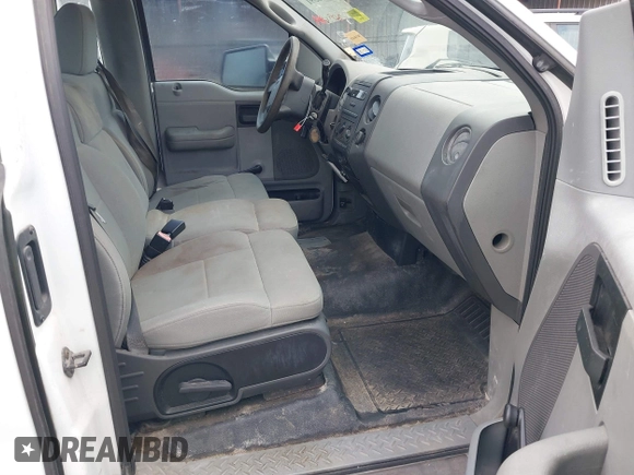 2008 Ford F-150 XL z VIN 1FTPF12V28KD27138, wystawiony jako IAAI lot #41106591 z przebiegiem 209 684 mil mil oraz . Historia ofert i sprzedaży dostępna na DreamBid. Obrazek 5.