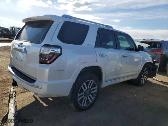2024 Toyota 4Runner Limited with VIN JTEKU5JR9R6234537, listed as a Copart auction lot 88564005 with 11,686 mi miles and Salvage Title. Bid and sale history available at carsss.com. Image 3.