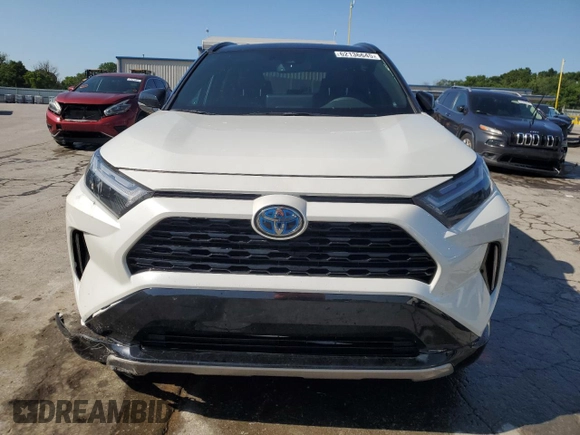 2024 Toyota RAV4 Hybrid XSE с VIN 2T3E6RFV2RW061726, выставлен на аукционе Copart как лот 62136645 с пробегом 22 680 миль миль и Списание • Salvage title. История ставок и продаж доступна на DreamBid. Изображение 5.