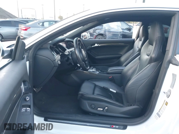 2013 Audi S5 Premium Plus z VIN WAUCGAFR2DA064204, wystawiony jako IAAI lot #42086797 z przebiegiem 113 634 mil mil oraz . Historia ofert i sprzedaży dostępna na DreamBid. Obrazek 5.