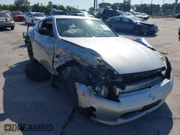 2017 Nissan 370Z with VIN JN1AZ4EHXHM951104, listed as a IAAI auction lot 41992380 with 118,356 mi miles. Bid and sale history available at carsss.com. Image 6.