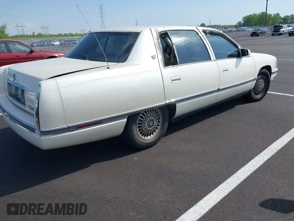1995 Cadillac DeVille z VIN 1G6KD52BXSU278072, wystawiony jako IAAI lot #42036812 z przebiegiem 149 180 mil mil oraz . Historia ofert i sprzedaży dostępna na DreamBid. Obrazek 4.