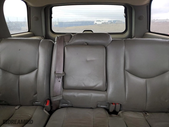 2004 Chevrolet Tahoe LT with VIN 1GNEK13T64J275312, listed as a Copart auction lot 50690365 with 313,597 mi miles and Clean Title. Bid and sale history available at carsss.com. Image 10.
