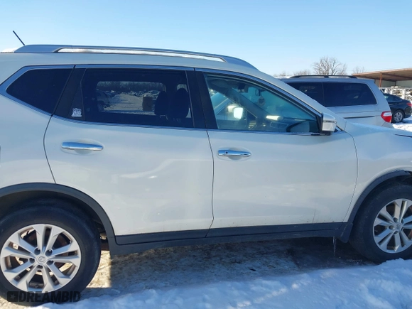 2016 Nissan Rogue S with VIN JN8AT2MV7GW145268, listed as a IAAI auction lot 41263367 with 80,838 mi miles. Bid and sale history available at carsss.com. Image 12.
