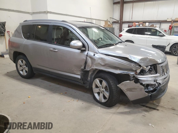2016 Jeep Compass High Altitude with VIN 1C4NJDAB6GD753142, listed as a Copart auction lot 76963344 with 122,367 mi miles and Salvage Title. Bid and sale history available at carsss.com. Image 4.