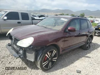 2005 Porsche Cayenne Turbo z VIN WP1AC29PX5LA90026, wystawiony jako Copart lot #60720935 z przebiegiem Nie podano mil oraz Czysty tytuł • Clean title. Historia ofert i sprzedaży dostępna na DreamBid. Obrazek 1.
