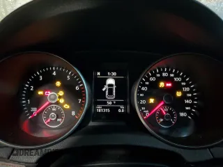 2010 Volkswagen GTI с VIN WVWED7AJ4AW254920, выставлен на аукционе Copart как лот 86393144 с пробегом 181 315 миль миль и Списание • Salvage title. История ставок и продаж доступна на DreamBid. Изображение 9.