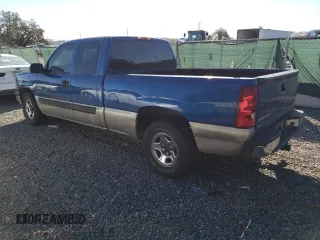 2003 Chevrolet Silverado 1500 with VIN 2GCEC19V731389293, listed as a Copart auction lot 83182104 with 177,357 mi miles and Salvage Title. Bid and sale history available at carsss.com. Image 2.