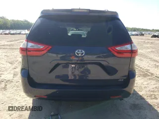 2018 Toyota Sienna XLE Auto Access Seat with VIN 5TDYZ3DC7JS914212, listed as a Copart auction lot 55273805 with 56,082 mi miles and Salvage title. Bid and sale history available at DreamBid. Image 6.